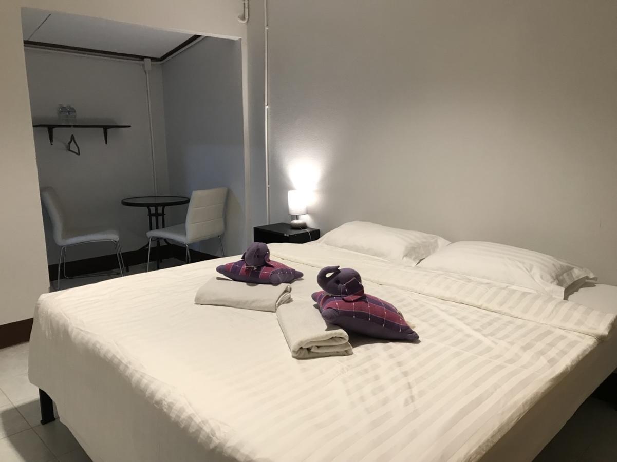 Pama Guesthouse Chiang Mai Zewnętrze zdjęcie